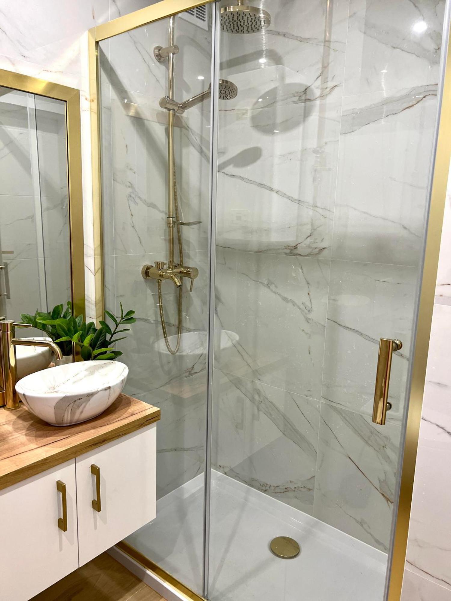 Apartament Happy Place Family & Business Targi Kielce Extérieur photo